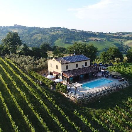 Villa Le Vigne Loro Piceno Eksteriør billede